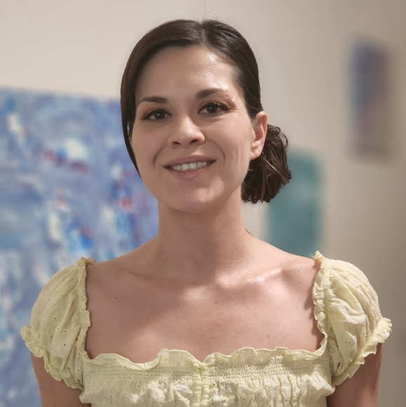 Meet your Posher, Valerie - Picture 4 of 4